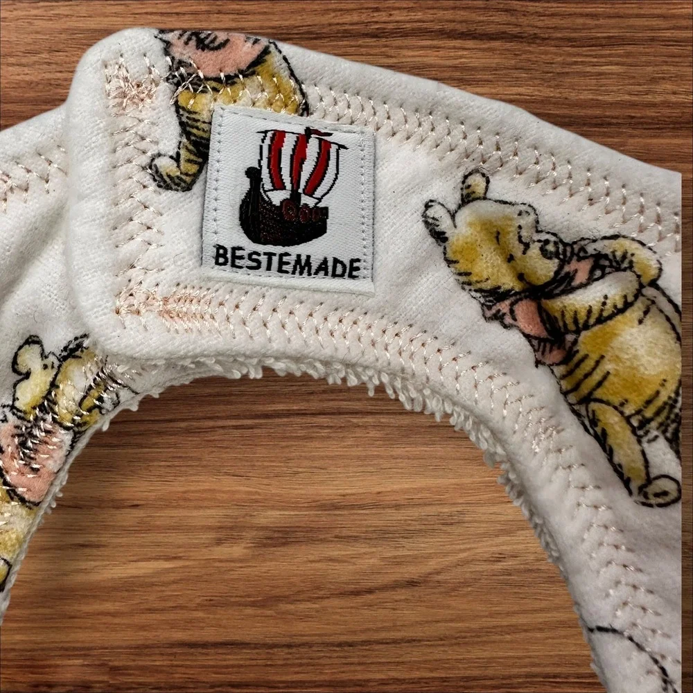 Bestemade Winnie‎ the Pooh Baby Bib Terry Cloth Burp Cloth Bear Balloon